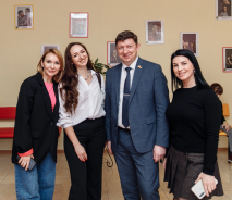 Депутаты Волгодонской Думы посетили открытие выставки «Моя планета – моя семья»